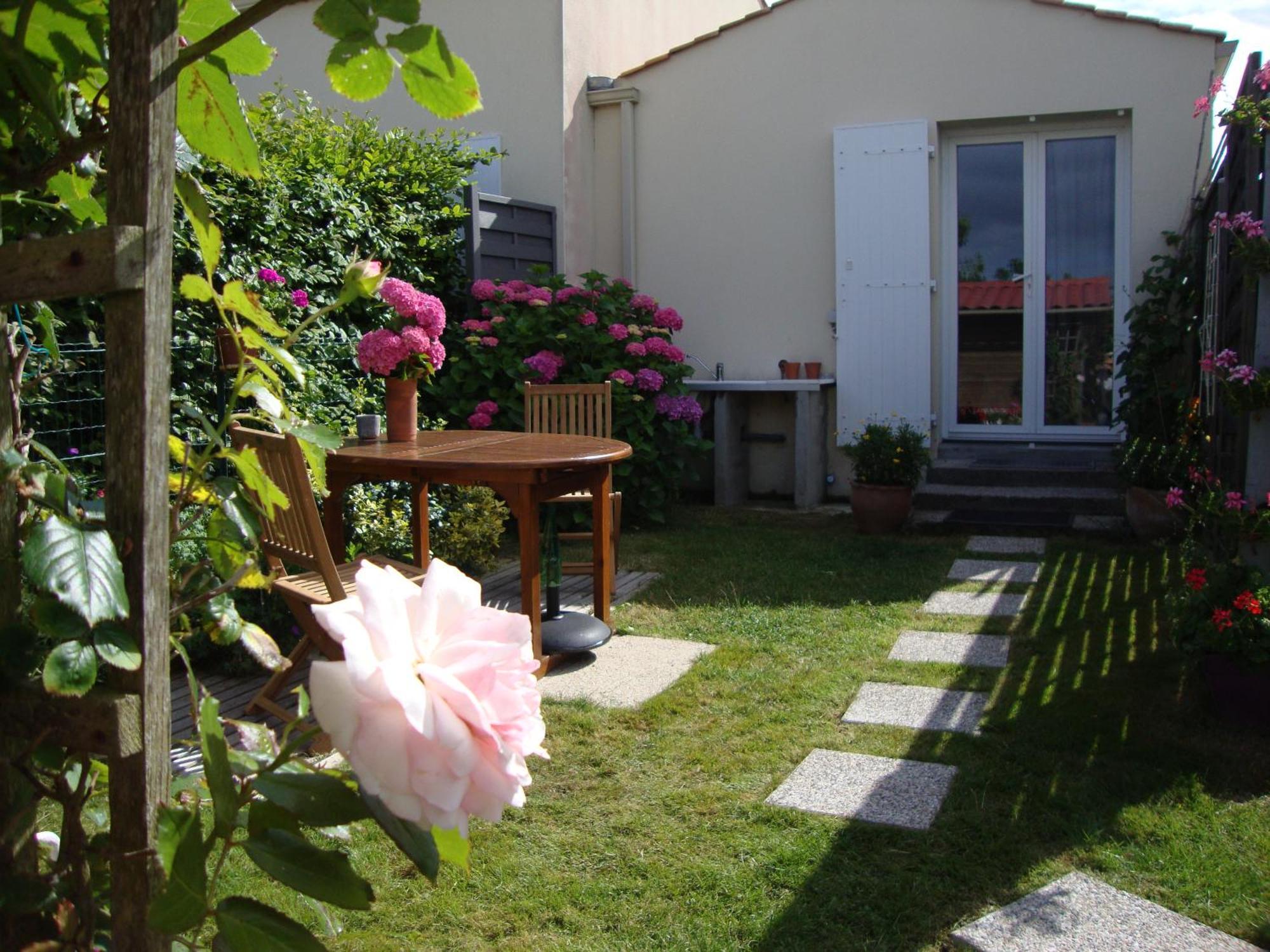 Mer A Pied Vrai Lit Linge Fourni Jardin Brétignolles-sur-Mer Exterior foto